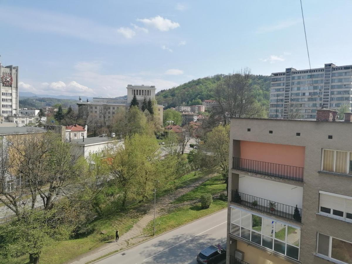 Апартамент Фея - Топ Център, Безплатно Паркомясто Gabrovo Exteriör bild
